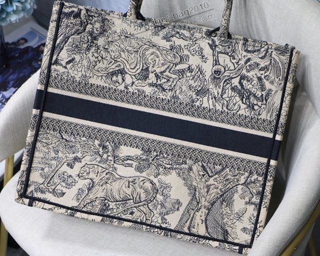 Dior女包 迪奧Book Tote老虎大號托特包 Dior刺繡購物袋  dfk1598